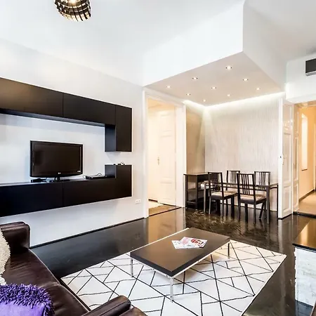 Apartment Bpr B&w Elegant *