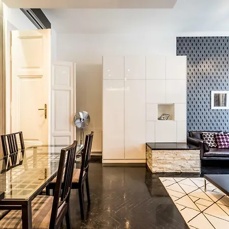 Apartment Bpr B&w Elegant