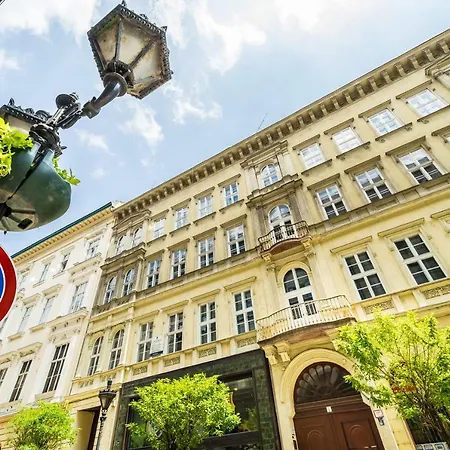 Bpr B&w Elegant Apartment *